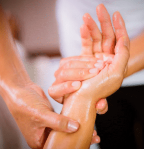 The Complete Guide to Using a Hand Massager for Arthritis Relief